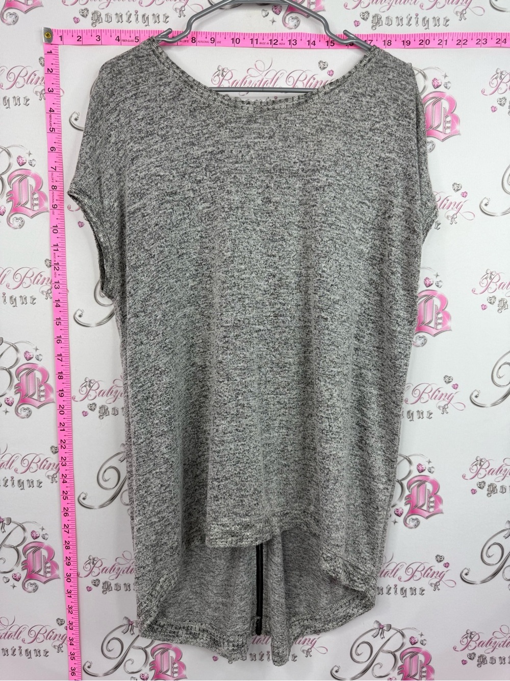 Matty M tshirt zipper Gray Knit Short Sleeve High-Low Top
